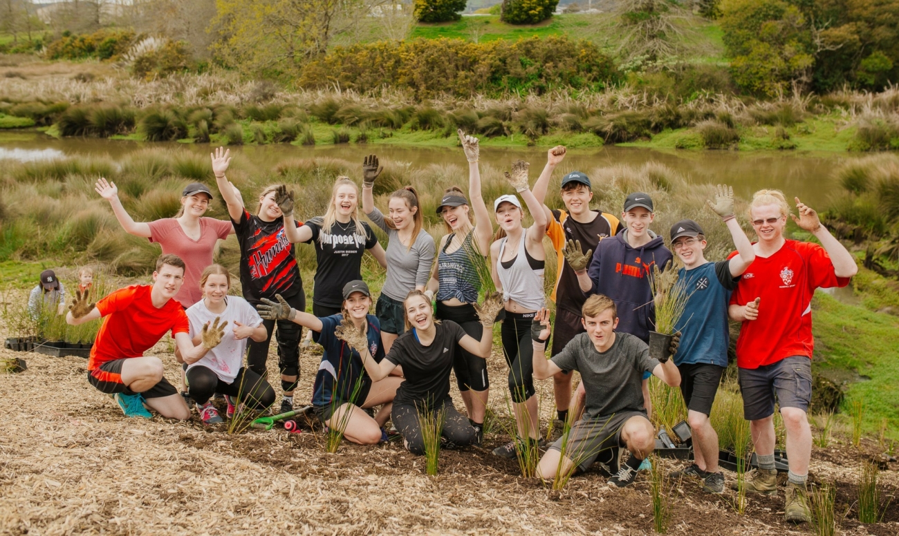 Lyc Auranga Drury Tree Planting 24 9 17 Web Res103